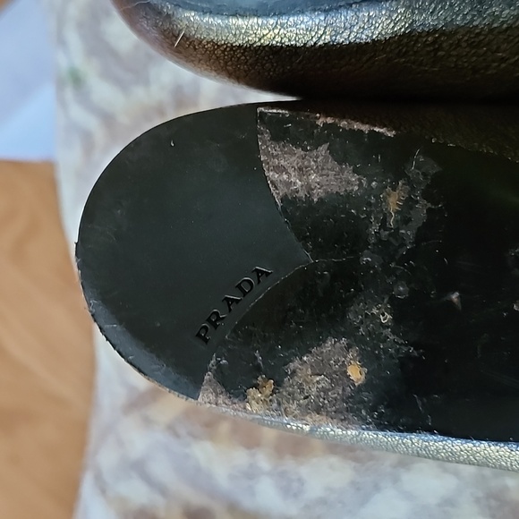 Prada Flats 40.5 - Picture 10 of 16